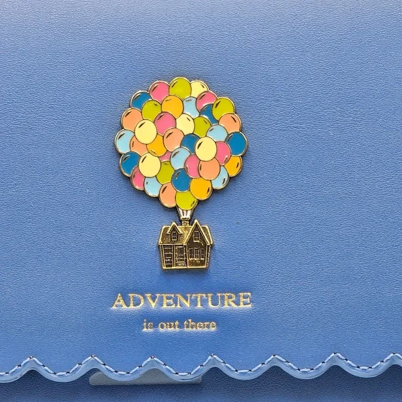 Loungefly Disney Pixar Up Carl & Ellie Clouds Blue Crossbody Bag Purse New - Picture 6 of 6